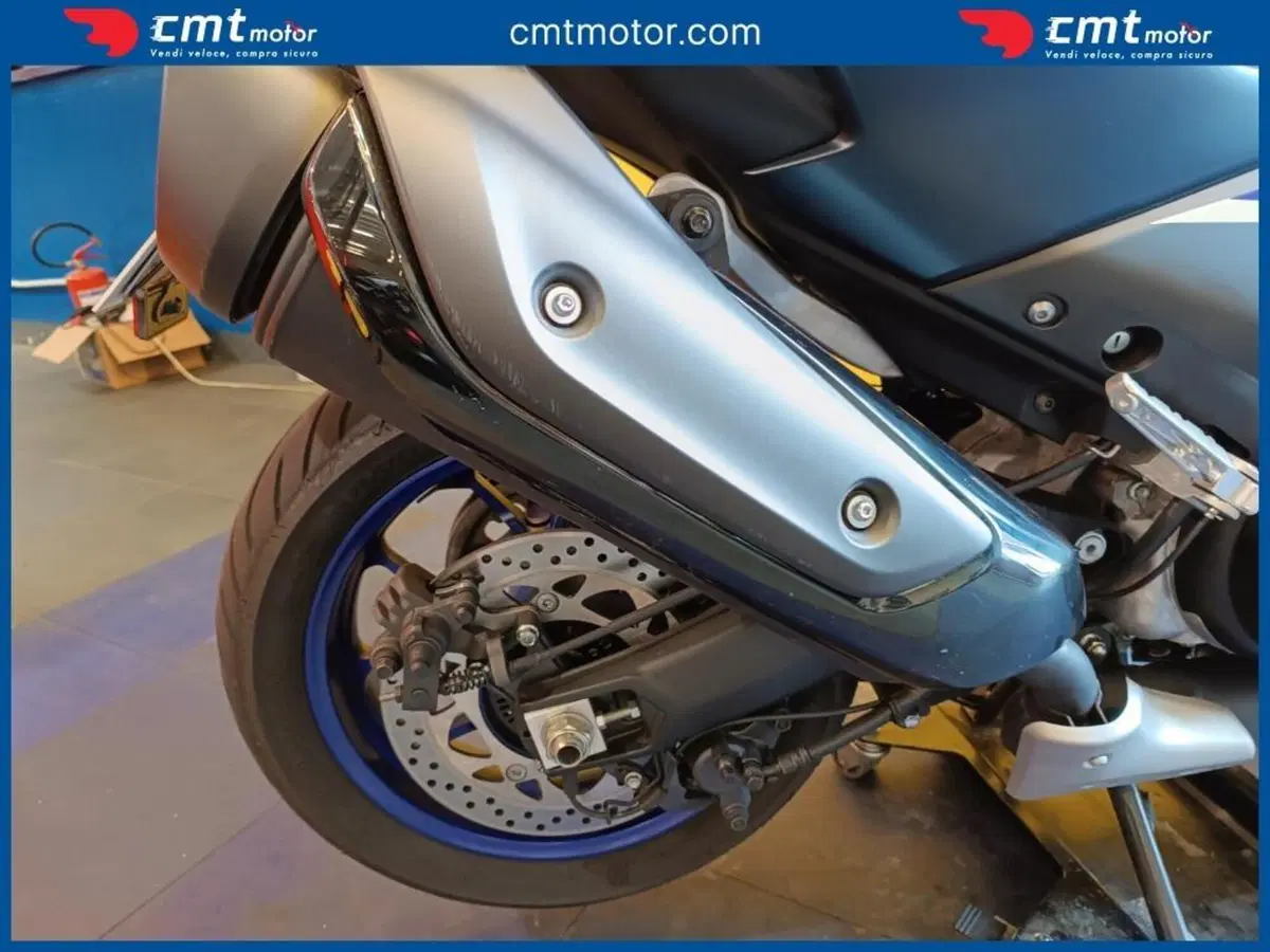 Yamaha T-Max 560 (2022 - 24) (9)