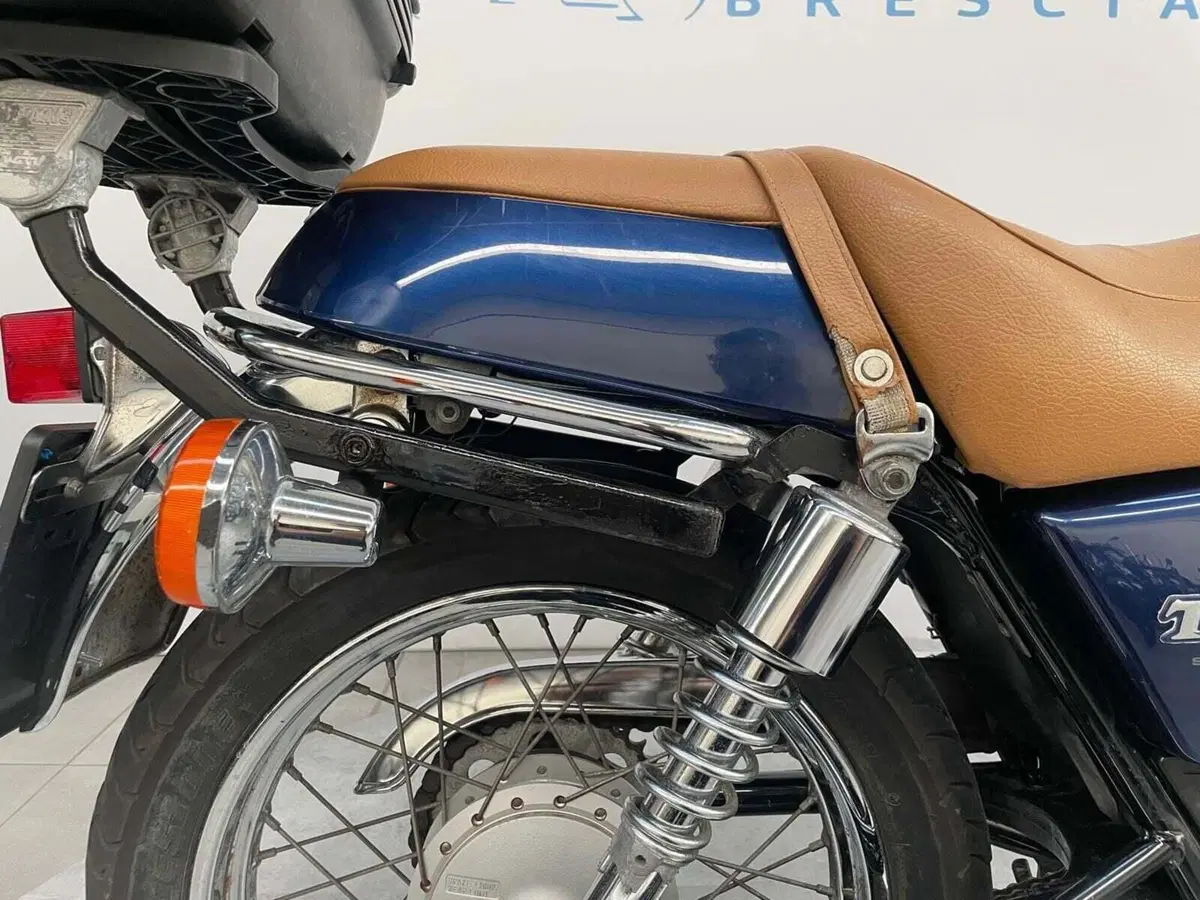 Suzuki TU 250 X (1997 - 03) (2)