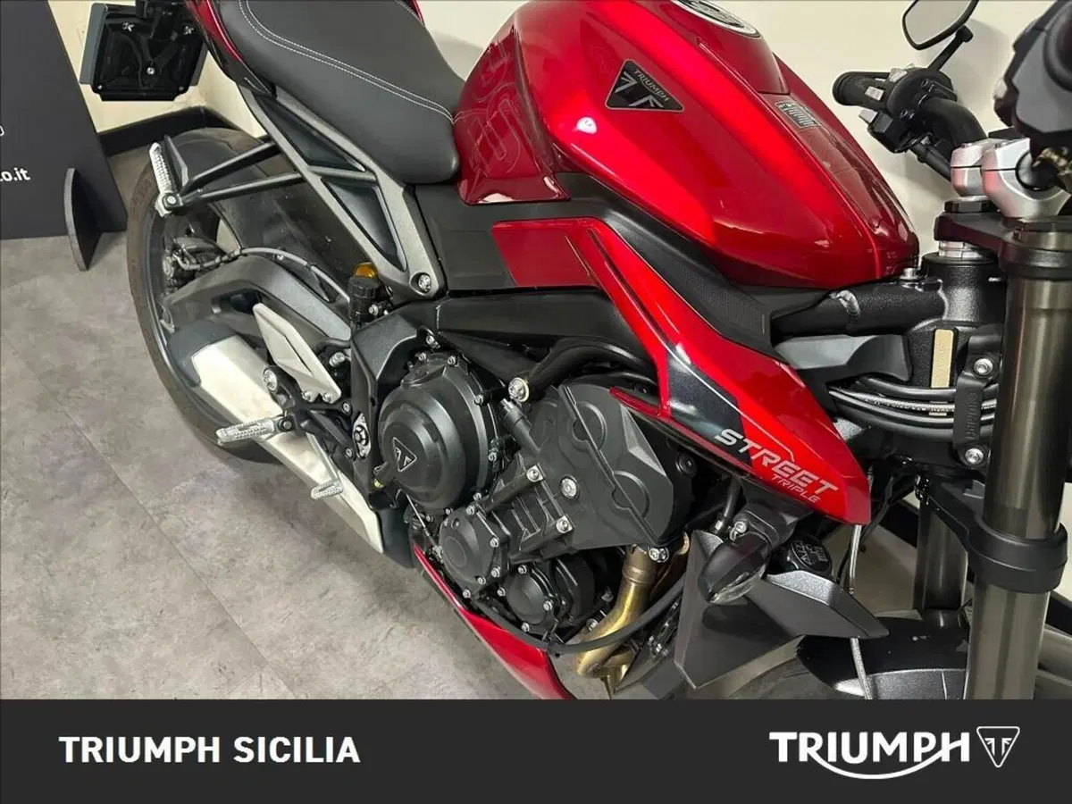 Triumph Street Triple 765 RS (2023 - 26) (16)