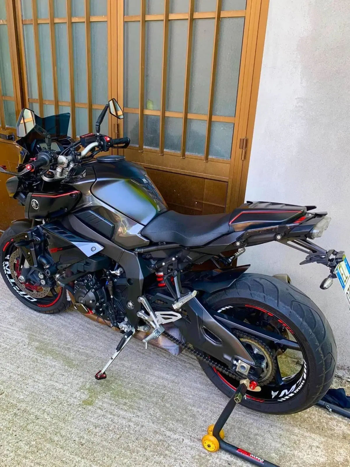 Yamaha MT-10 (2017 - 20) (5)