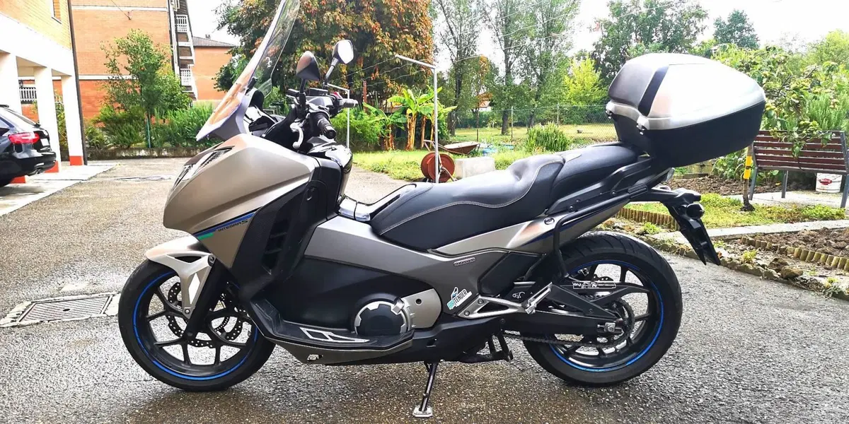 Honda Integra 750 DCT (2016 - 17) (2)