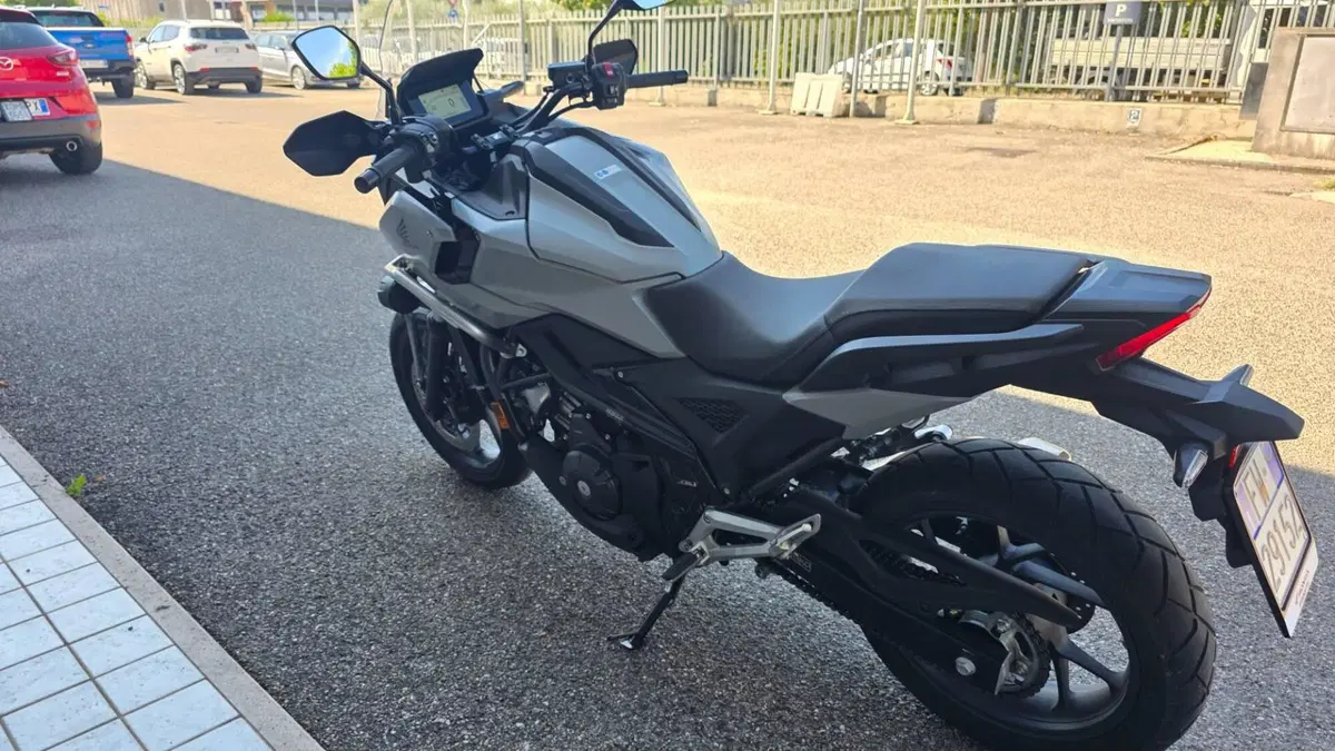 Honda NC 750 X DCT (2025 - 26) (5)