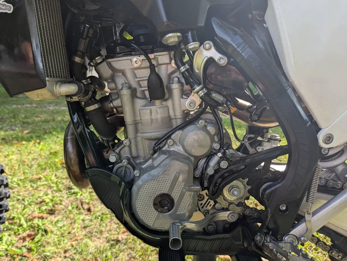 KTM 250 EXC-F (2022) (3)
