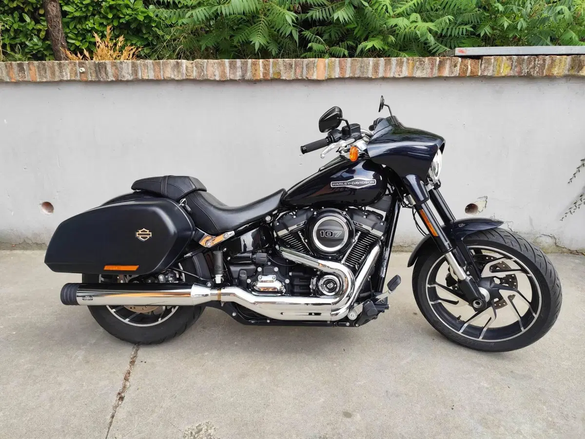 Harley-Davidson 107 Sport Glide (2018 - 20)