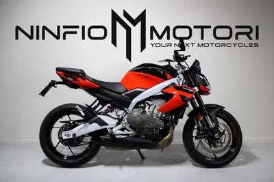 Aprilia Tuono 457 (2025 - 26) usata