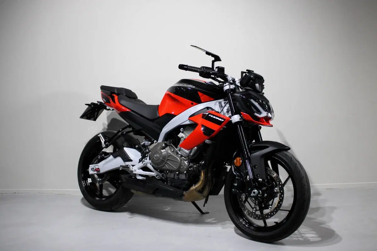 Aprilia Tuono 457 (2025 - 26) (2)
