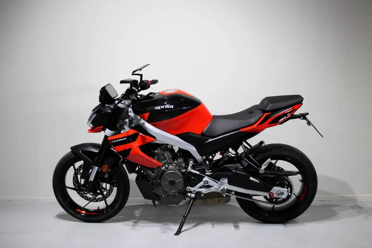 Aprilia Tuono 457 (2025 - 26) (4)