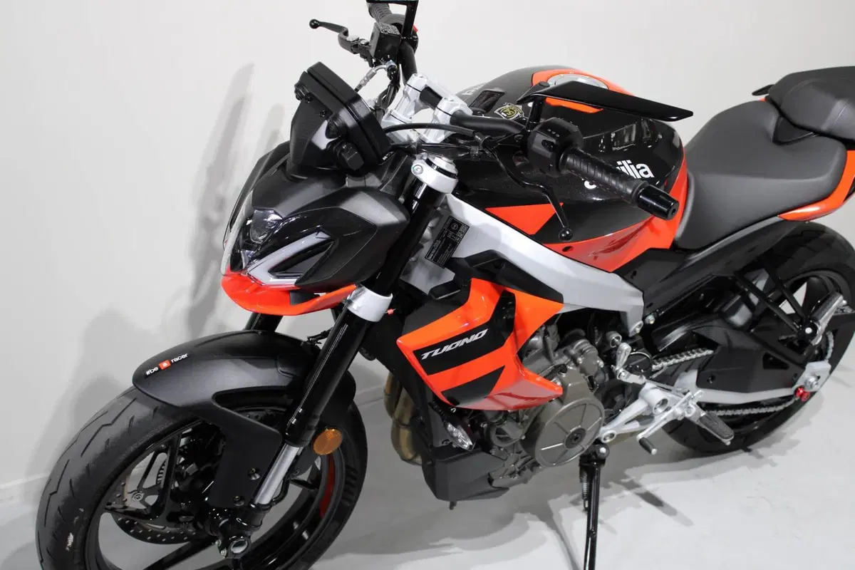 Aprilia Tuono 457 (2025 - 26) (9)