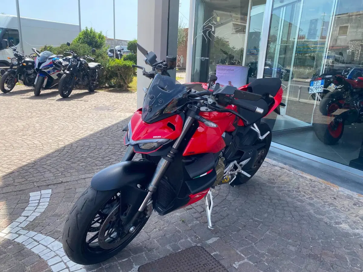 Ducati Streetfighter V4 (2023 - 24) (4)