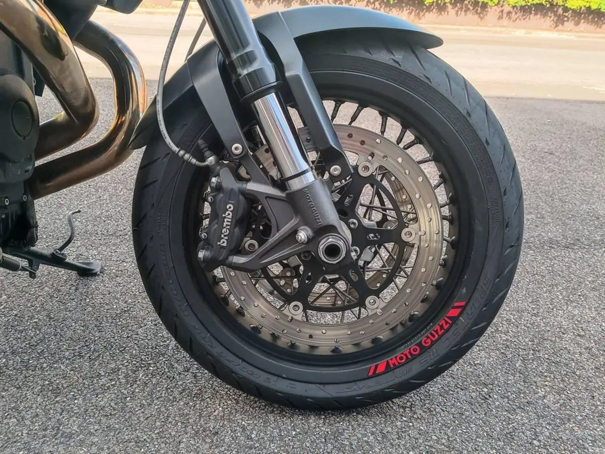 Moto Guzzi Griso 1200 8V Special Edition (2012 - 16) (14)