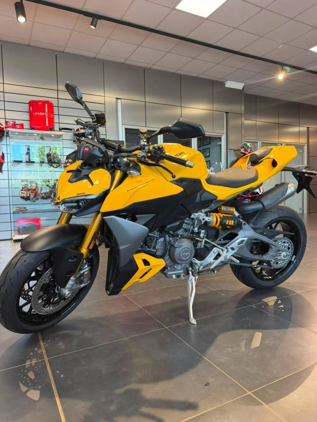 Ducati Streetfighter V2 S (2025 - 26) (4)