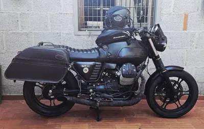 Moto Guzzi V7 II Stone (2015 - 17) usata