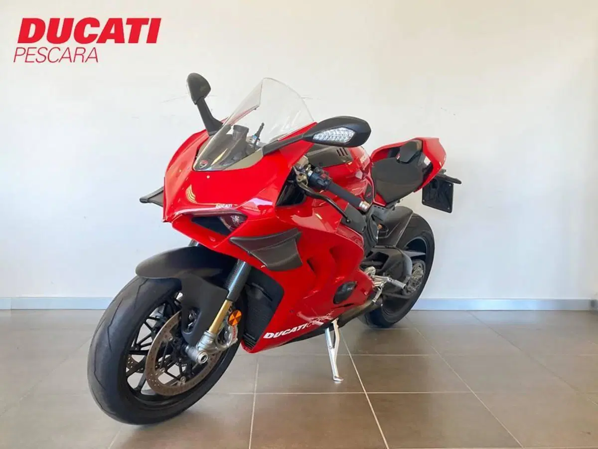 Ducati Panigale V4 S 1100 (2020) (3)