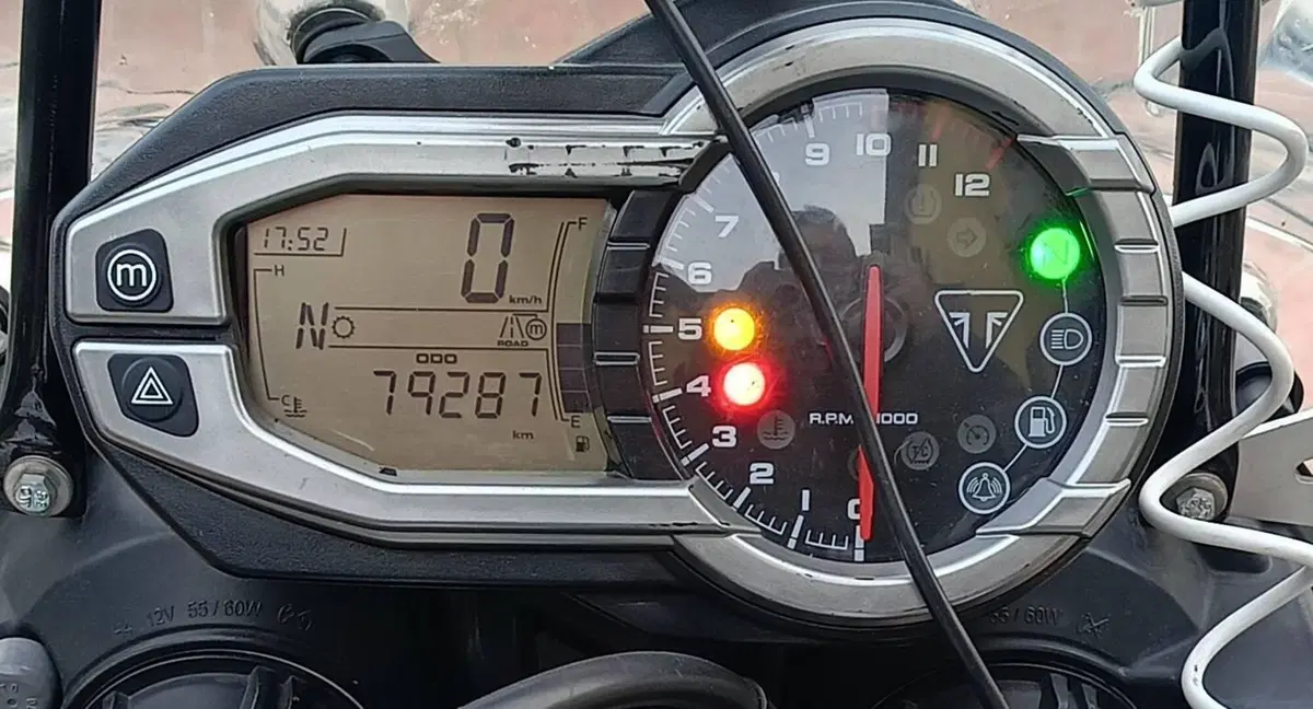 Triumph Tiger 800 XRx (2015 - 17) (5)