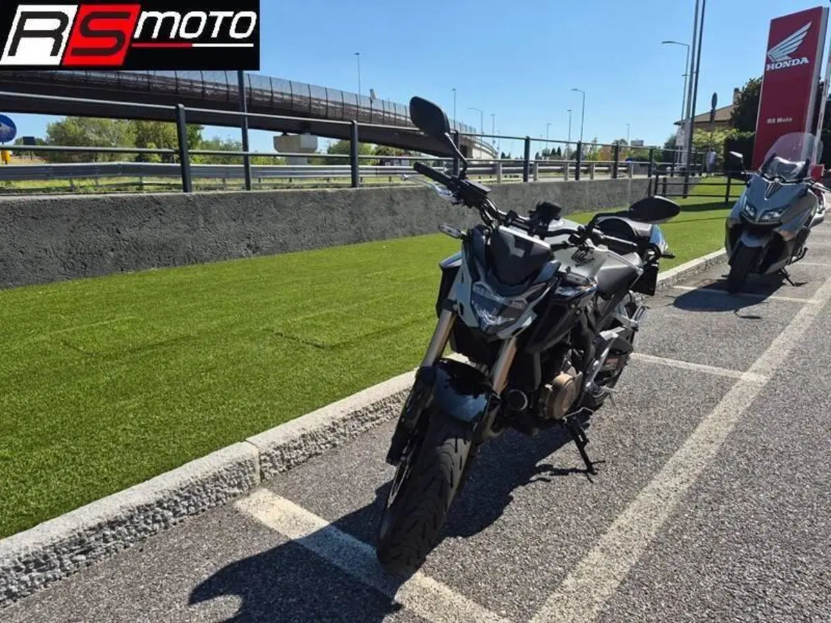 Honda CB 500 F (2022 - 23) (3)