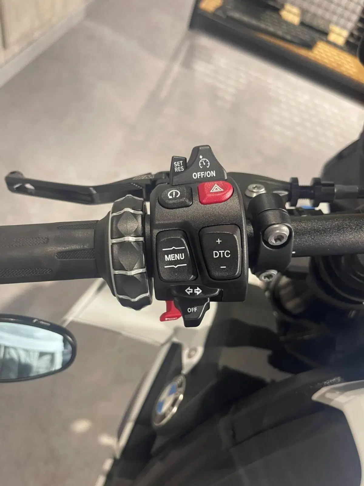 Bmw M 1000 R (2023 - 24) (5)