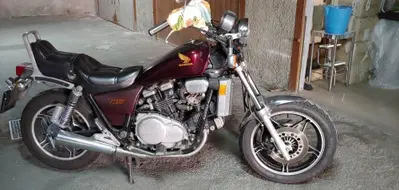 Honda vf 750 custom d'epoca