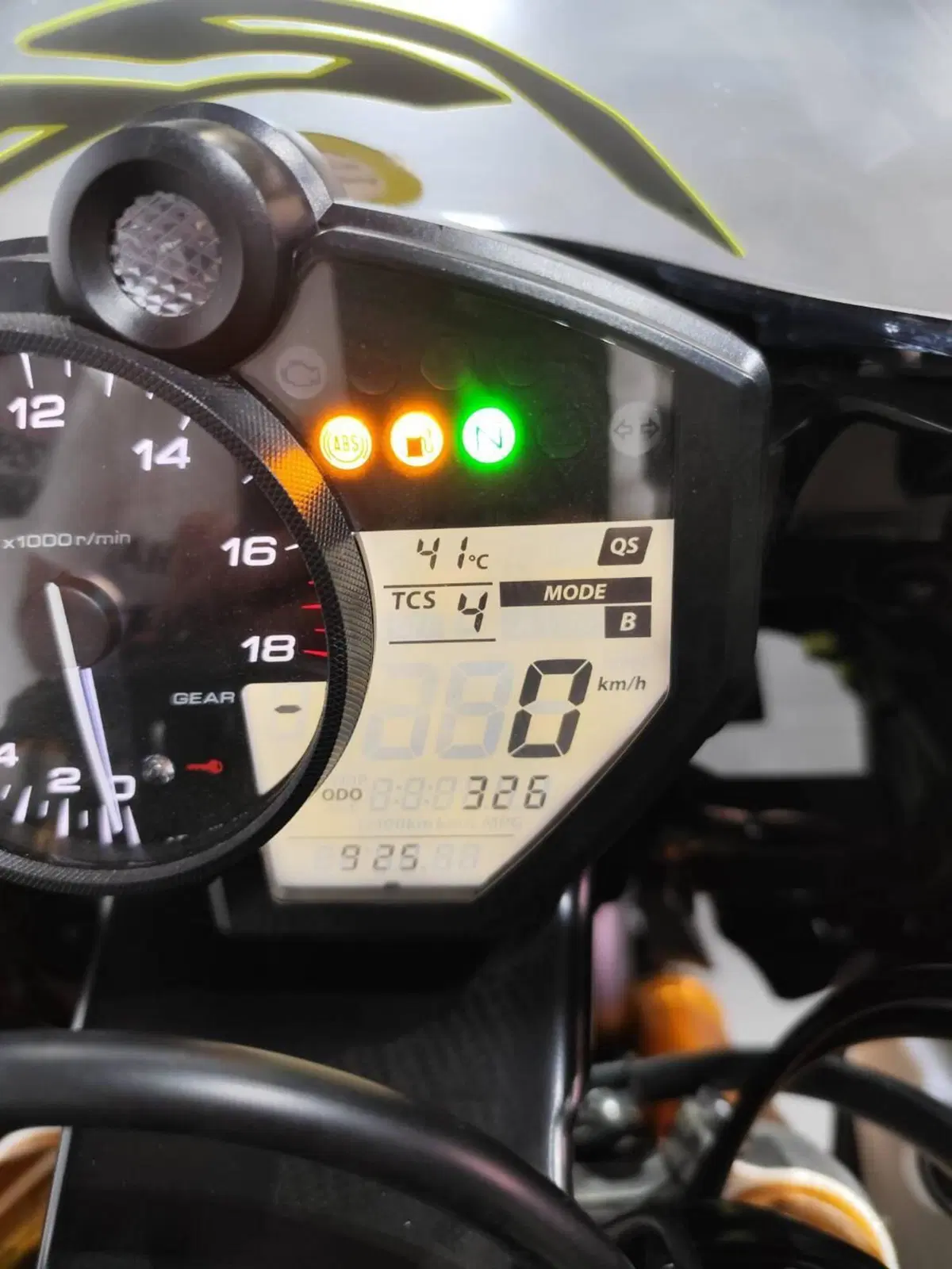 Yamaha YZF R6 Race (2022 - 26) (8)