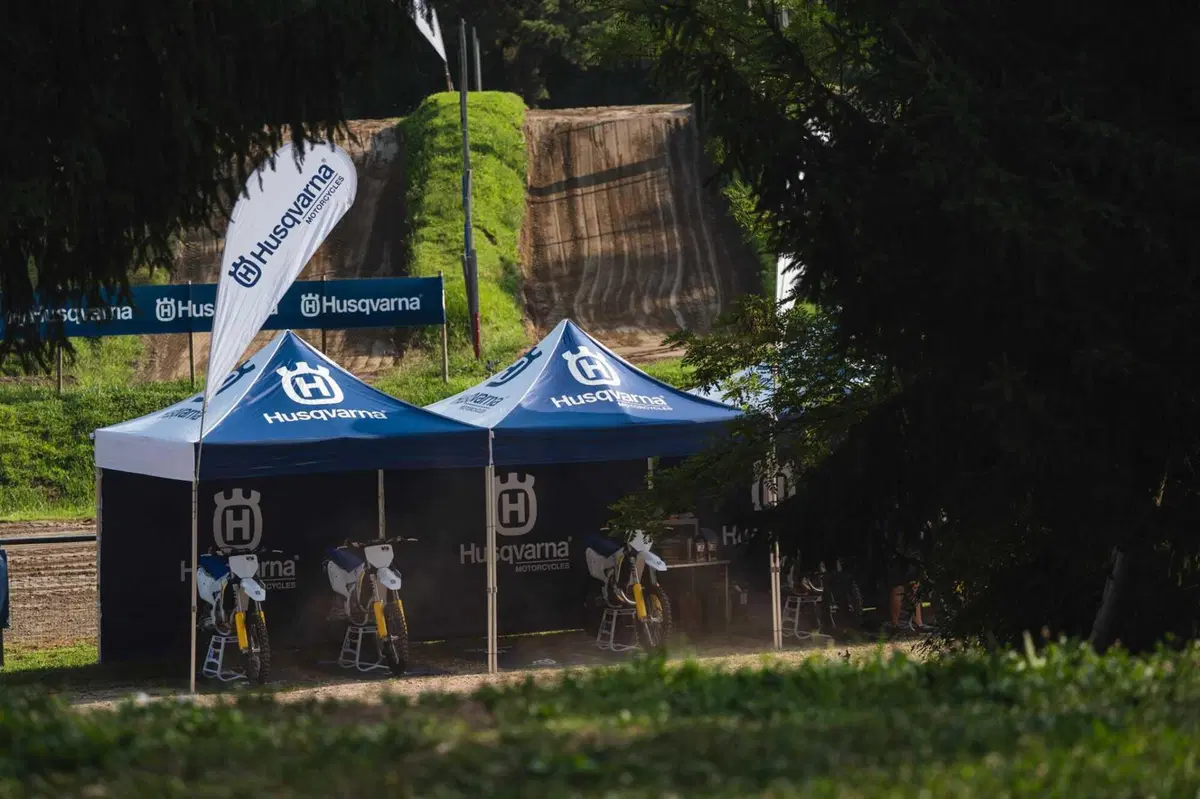 125 vs. 250 vs. 300 vs. 450! Tutte contro tutte, quale è la migliore per fare motocross? [VIDEO] (9)