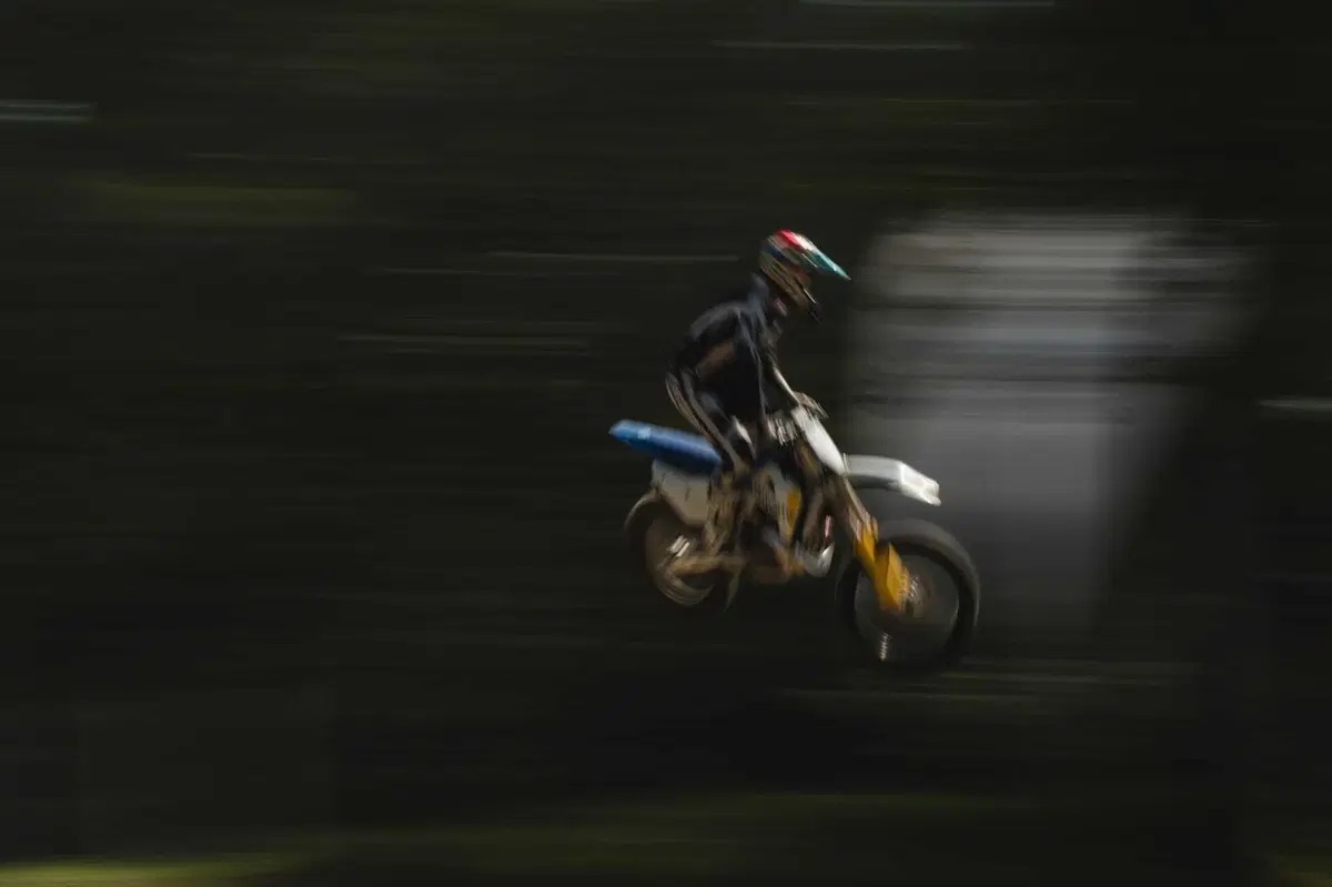 125 vs. 250 vs. 300 vs. 450! Tutte contro tutte, quale è la migliore per fare motocross? [VIDEO] (30)