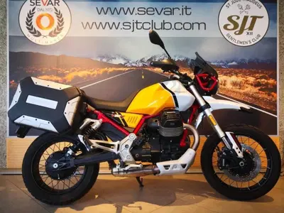 Moto Guzzi V85 TT Evocative Graphics (2021 - 23) usata