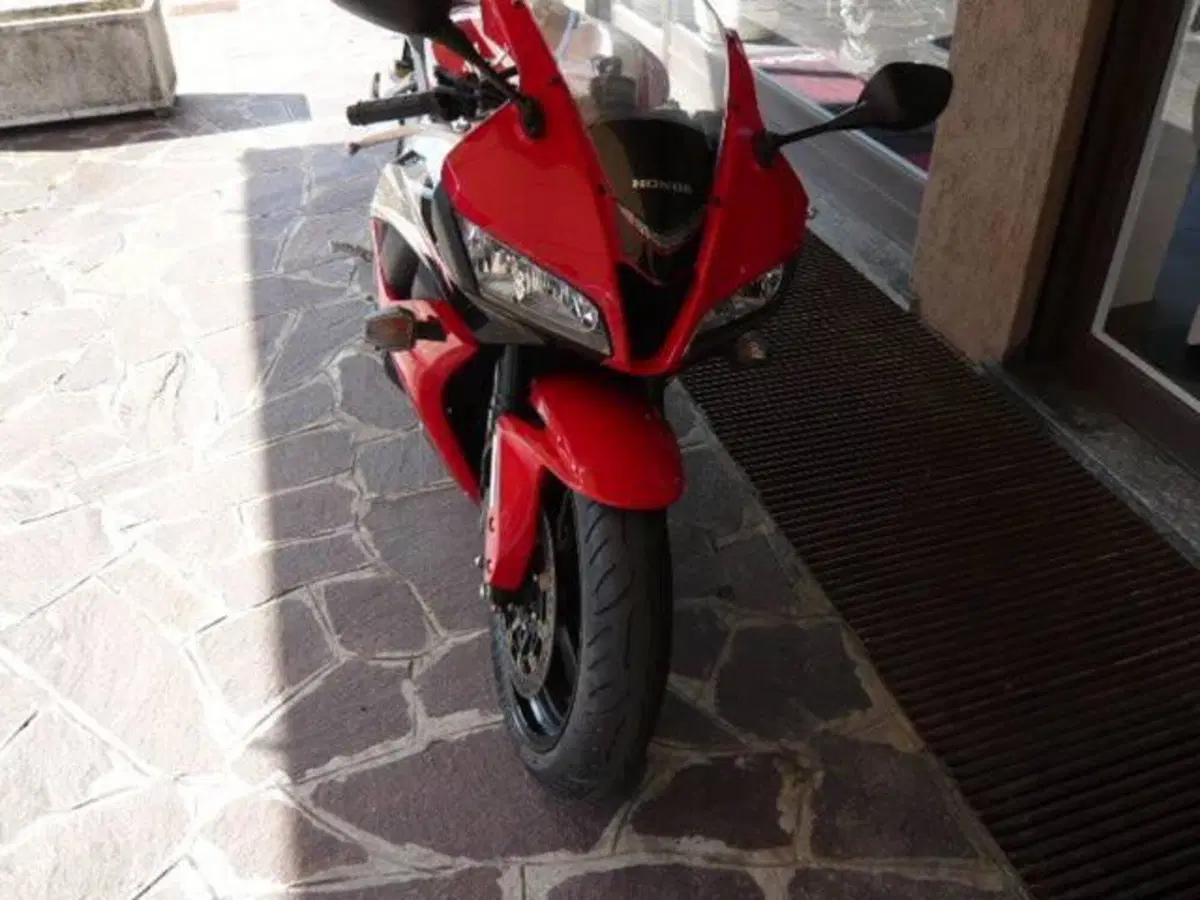 Honda CBR 600 RR (2007 - 08) (2)