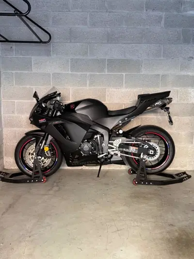 Honda CBR 600 RR (2024 - 26) usata