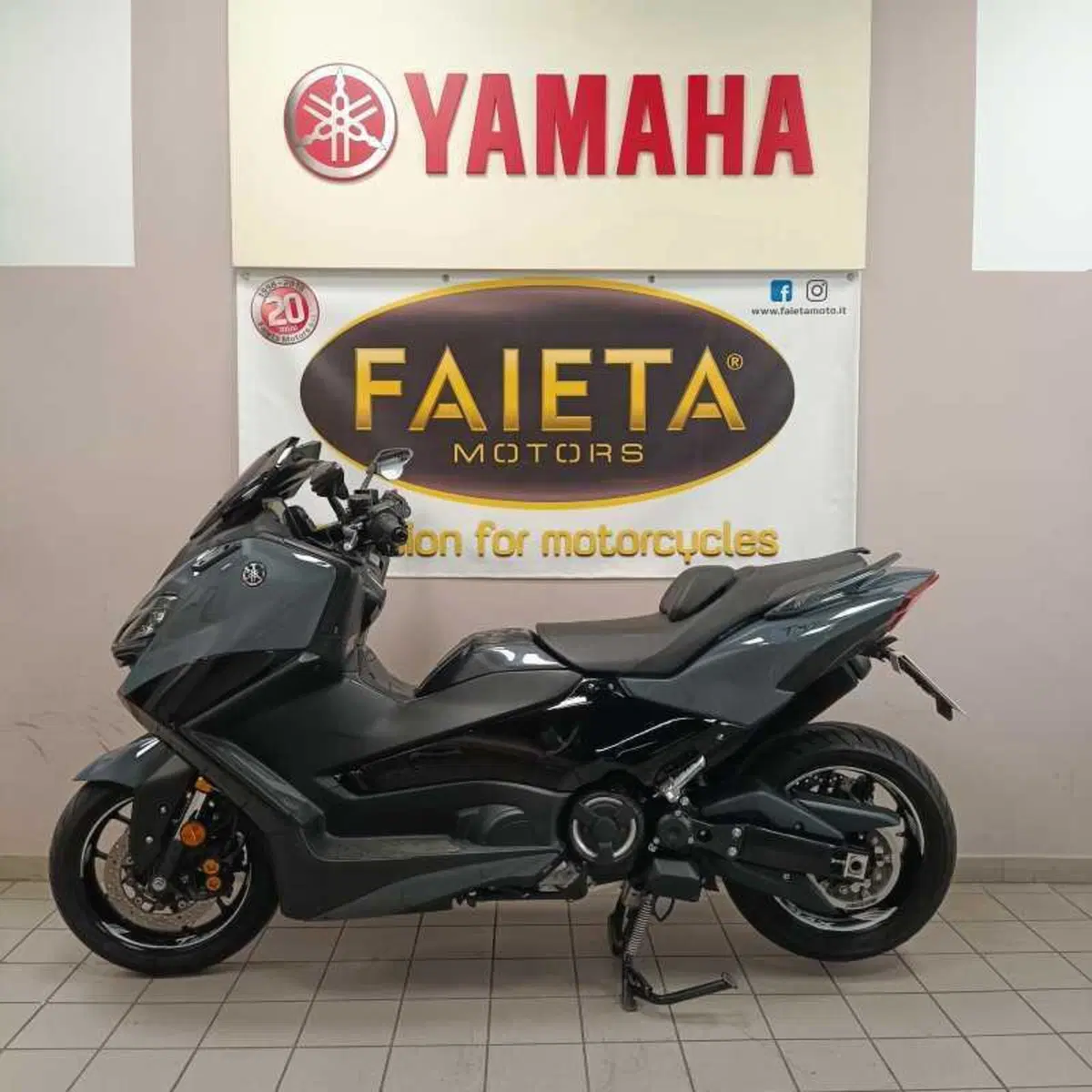 Yamaha T-Max 560 Tech Max (2022 - 24)