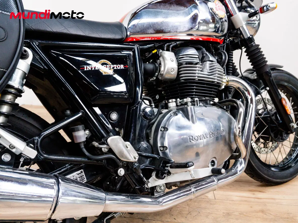Royal Enfield Interceptor 650 (2021 - 26) (4)