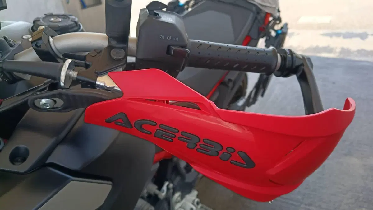Aprilia Tuareg 660 (2022 - 24) (4)