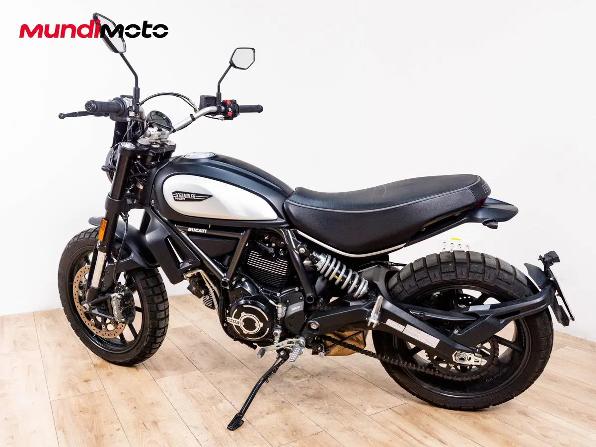 Ducati Scrambler 800 Icon Dark (2020) (7)