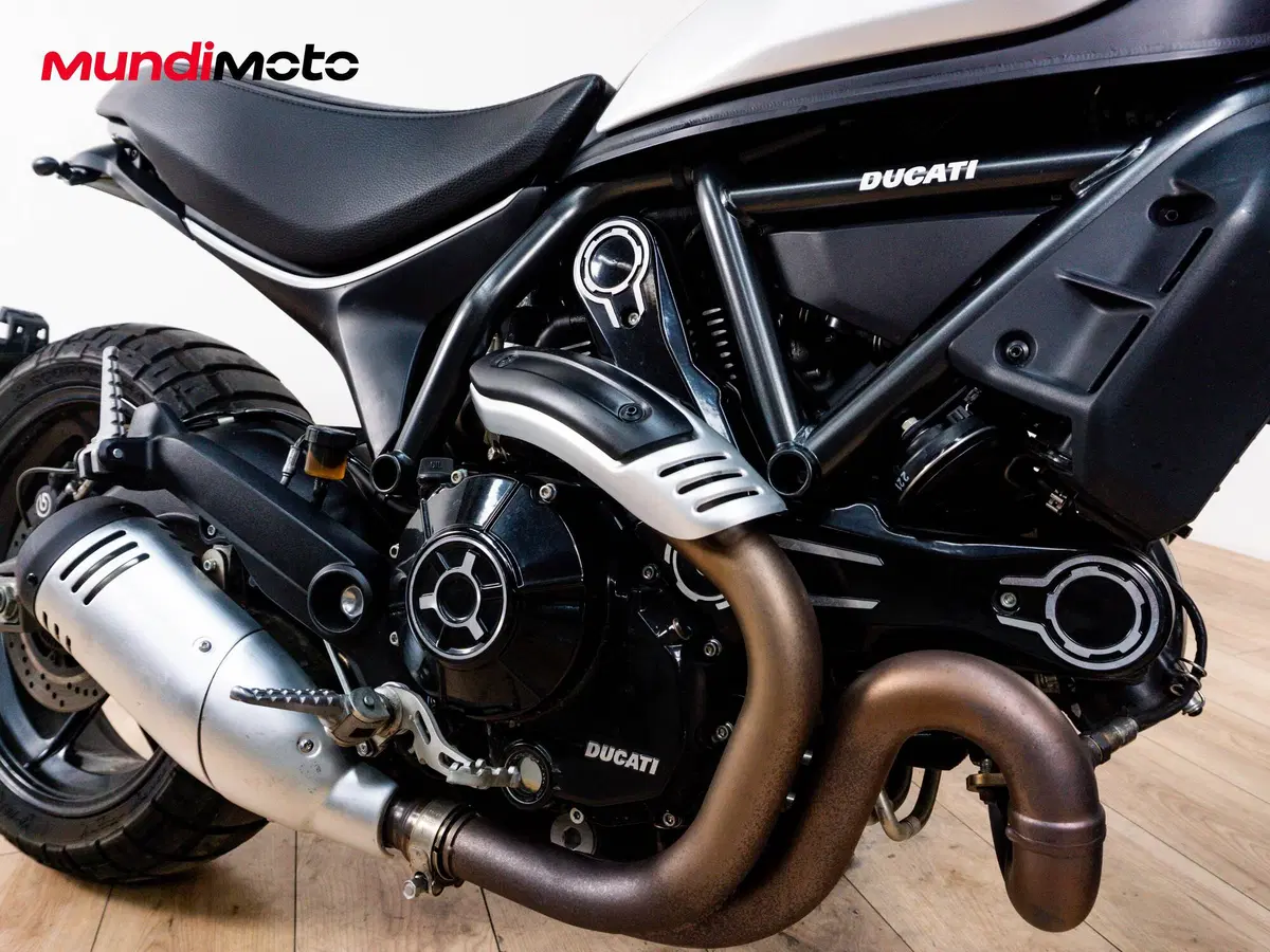 Ducati Scrambler 800 Icon Dark (2020) (5)