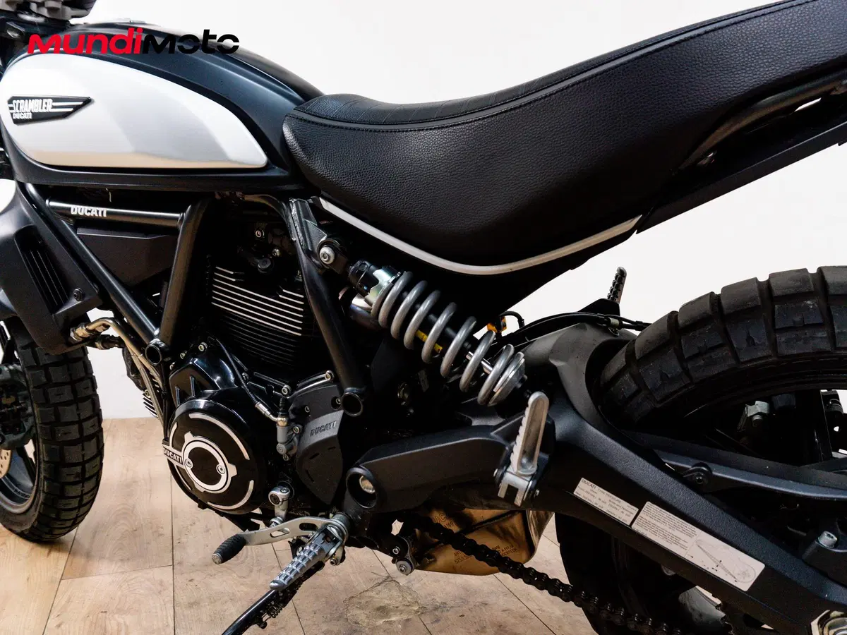 Ducati Scrambler 800 Icon Dark (2020) (10)