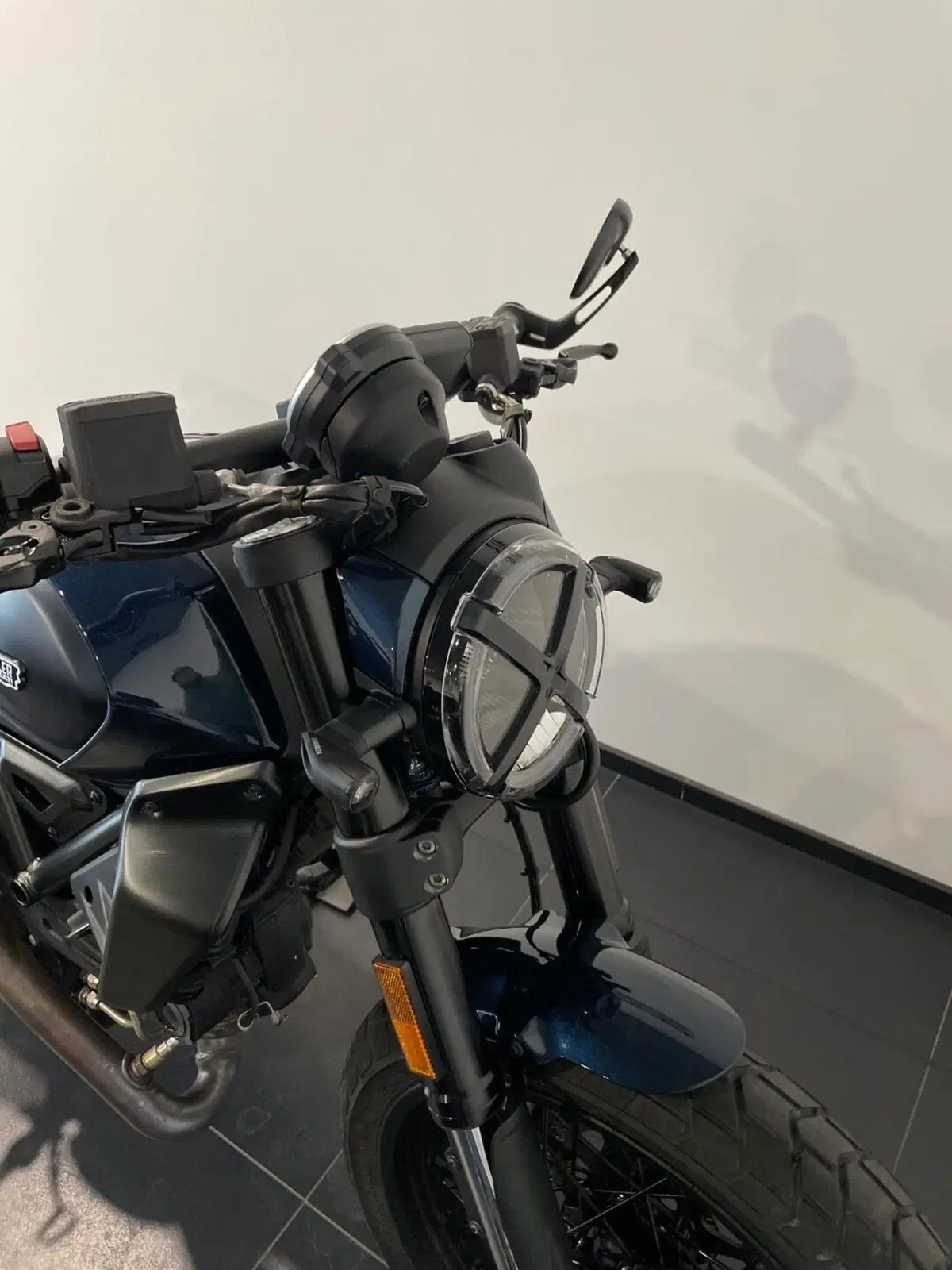 Ducati Scrambler 800 Nightshift (2023 - 24) (3)