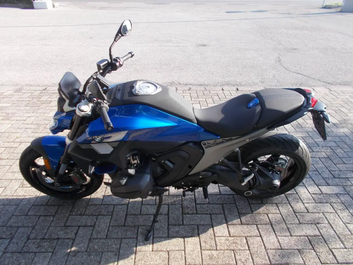 Bmw R 1300 R (2026 - 27) (3)