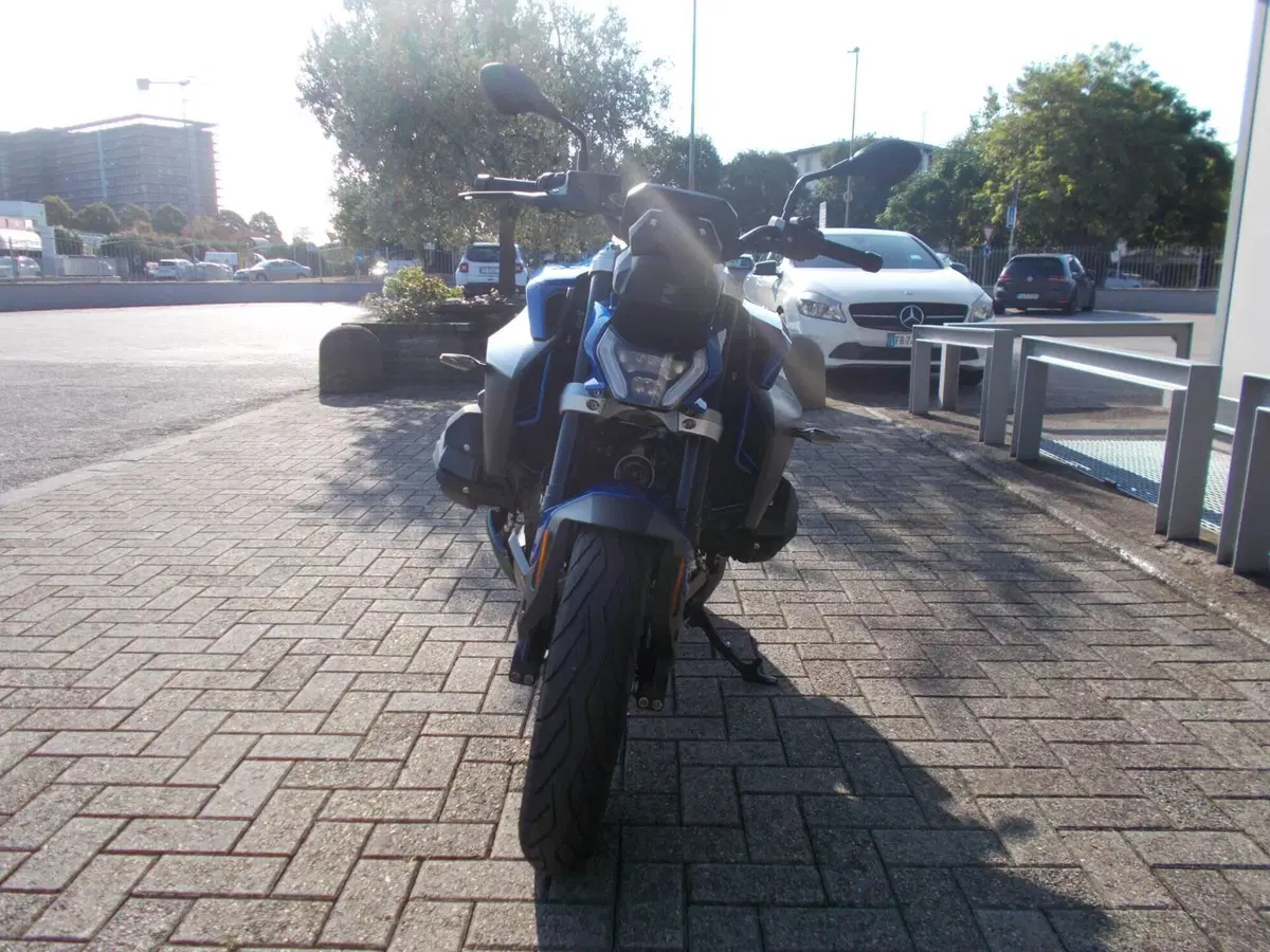 Bmw R 1300 R (2026 - 27) (2)