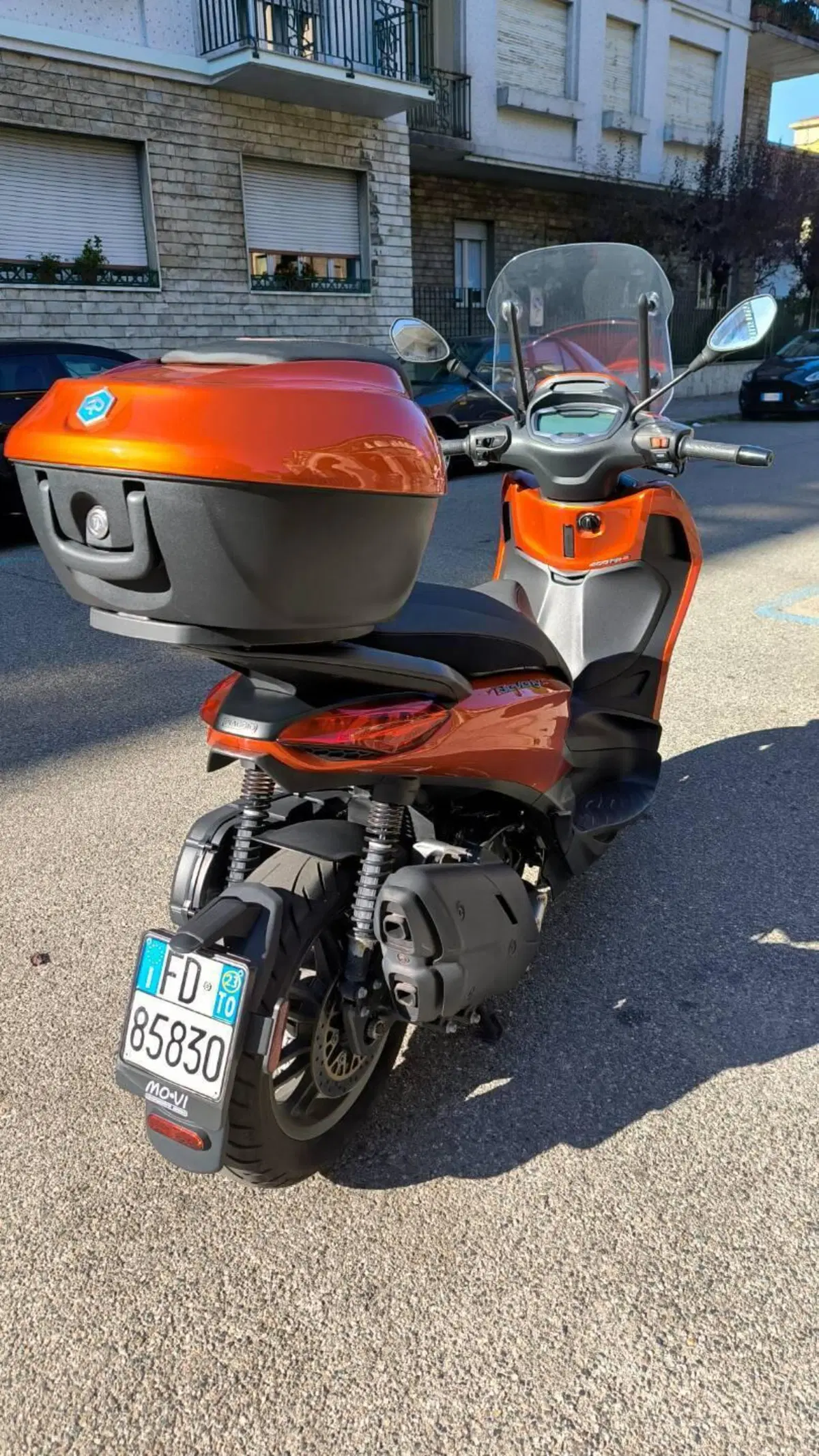 Piaggio Beverly 400 S ABS-ASR (2021 - 24) (2)