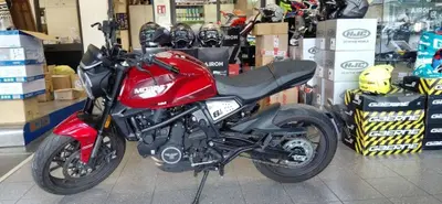 Moto Morini SEIEMMEZZO STR (2022 - 26) usata