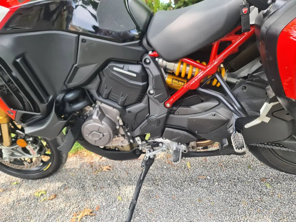 Ducati Multistrada V4 Pikes Peak (2021 - 24) (15)