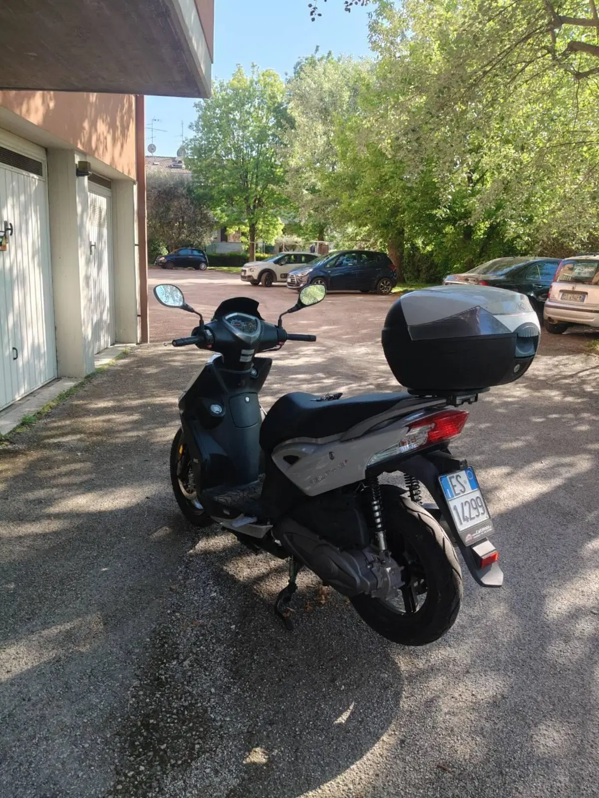 Kymco Agility 125 R16 + (2017 - 20) (3)