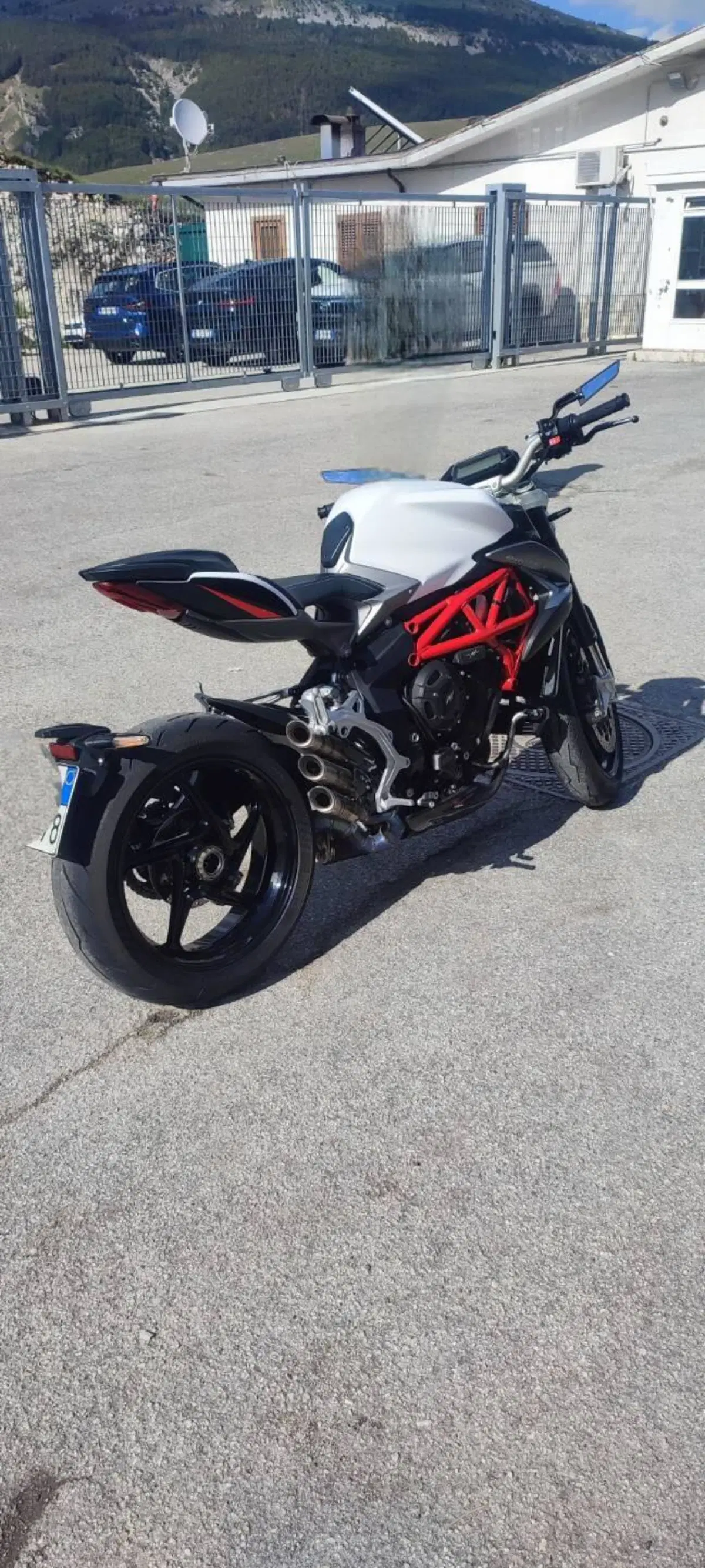 MV Agusta Brutale 800 EAS ABS (2016 - 19) (6)