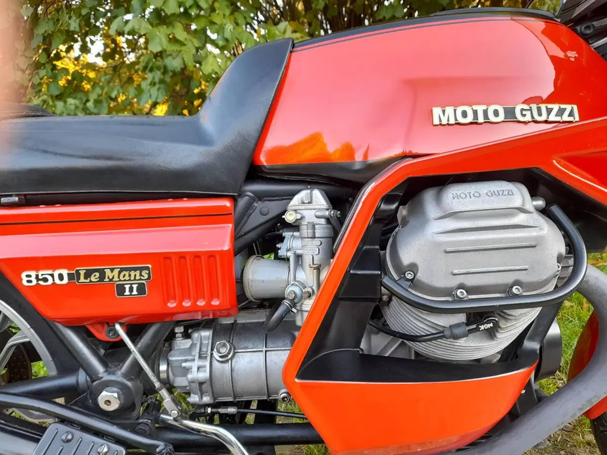 Moto Guzzi Le Mans II 850 (4)