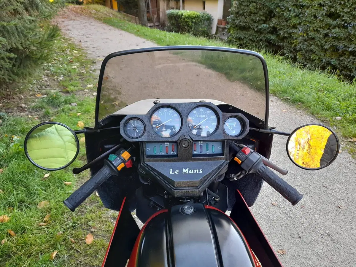Moto Guzzi Le Mans II 850 (5)