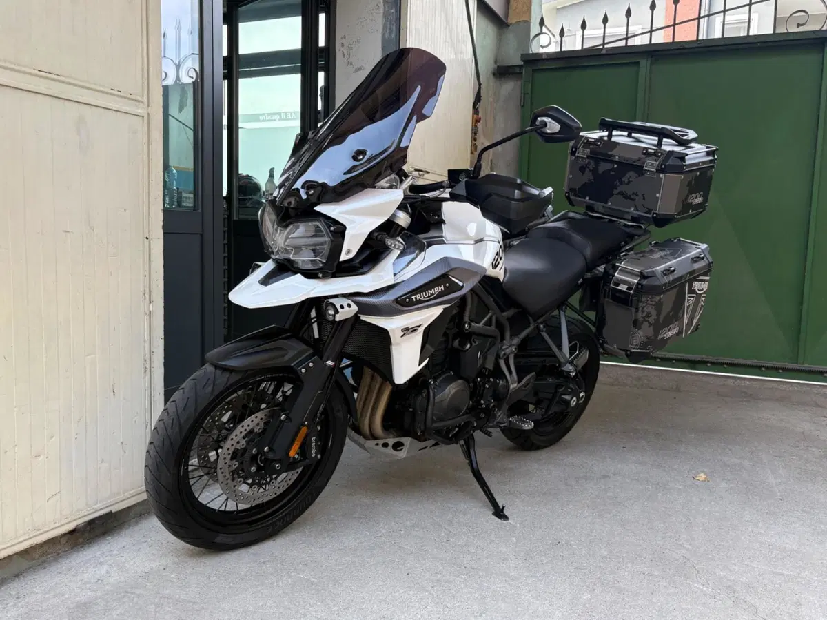 Triumph Tiger 1200 XCa (2018 - 20) (2)