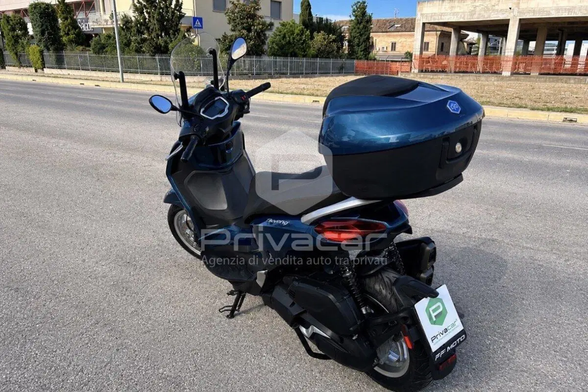 Piaggio Beverly 400 ABS-ASR (2021 - 24) (6)