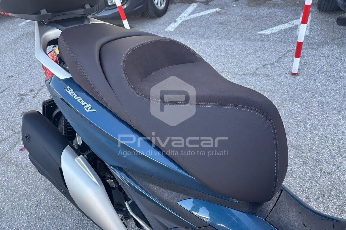 Piaggio Beverly 400 ABS-ASR (2021 - 24) (11)