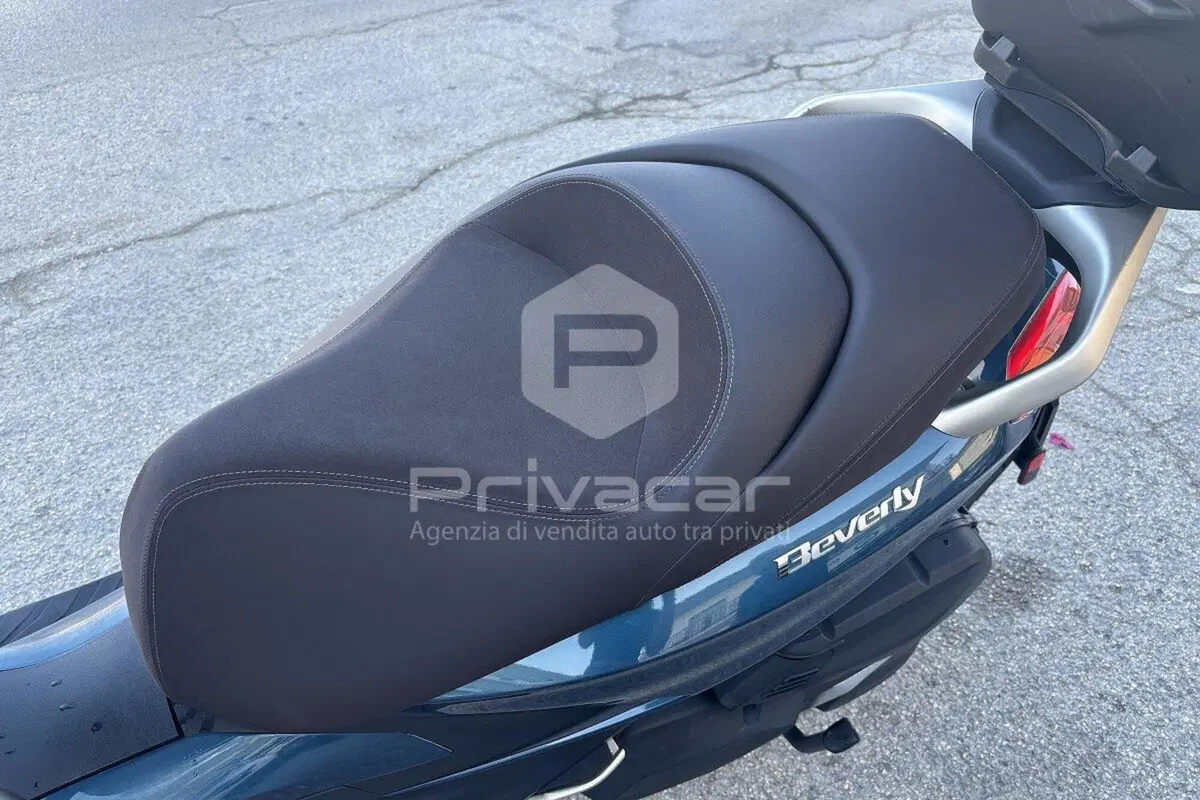 Piaggio Beverly 400 ABS-ASR (2021 - 24) (12)