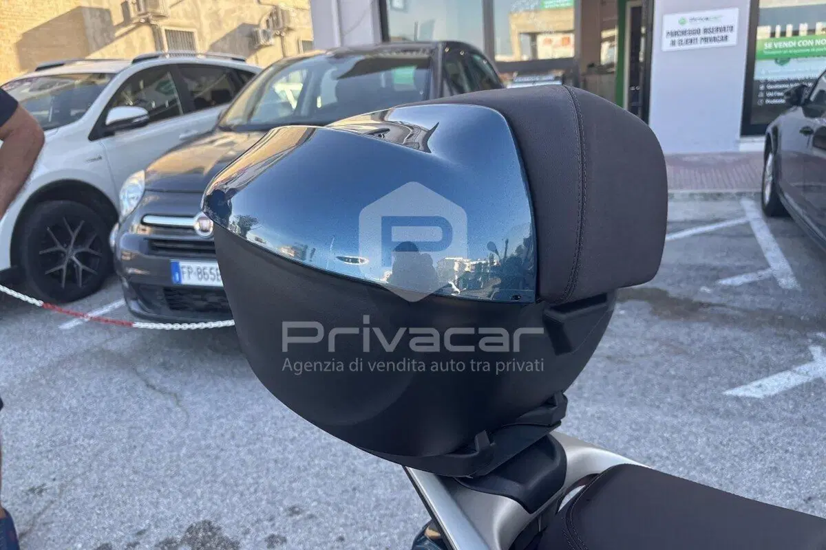 Piaggio Beverly 400 ABS-ASR (2021 - 24) (13)