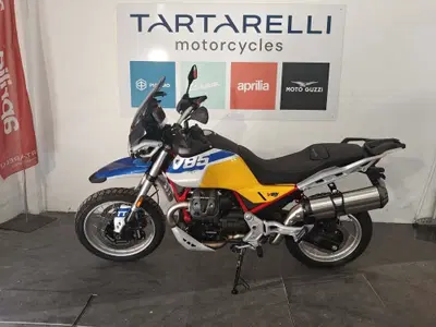 Moto Guzzi V85 TT (2024 - 26) nuova
