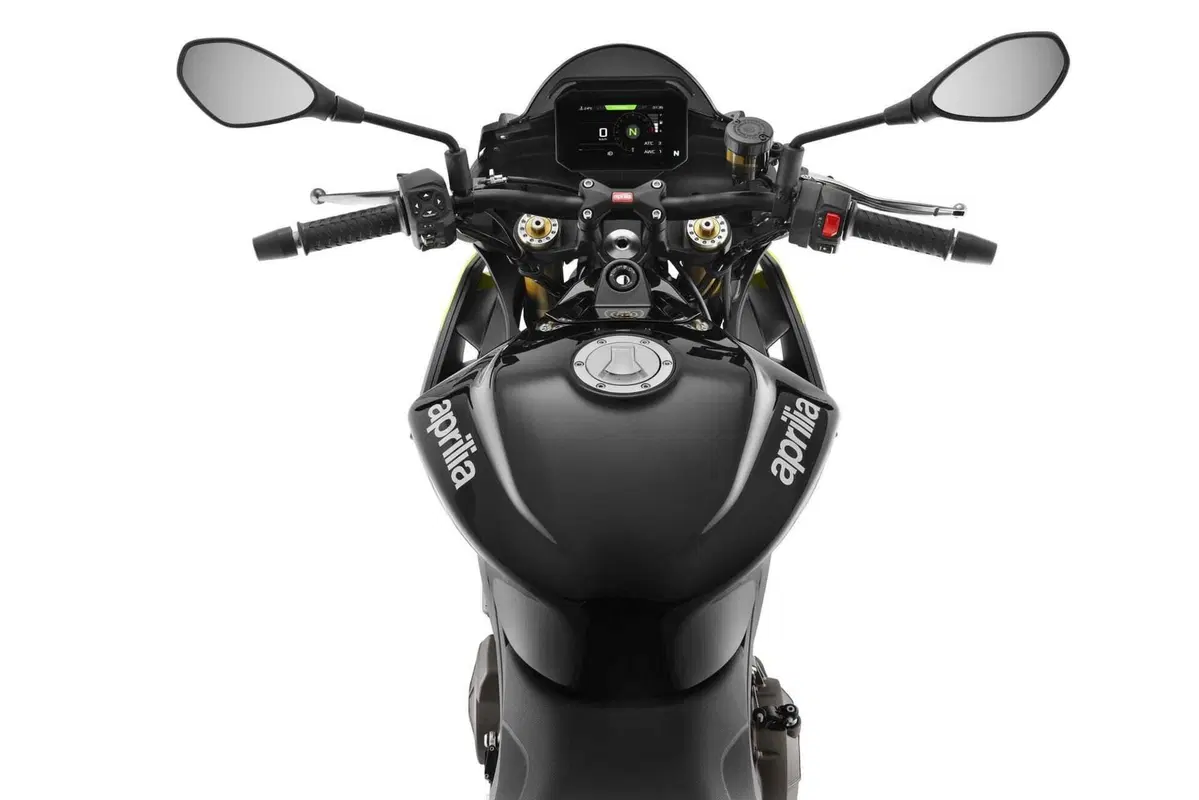 Aprilia Tuono 660 Factory (2025 - 26) (7)